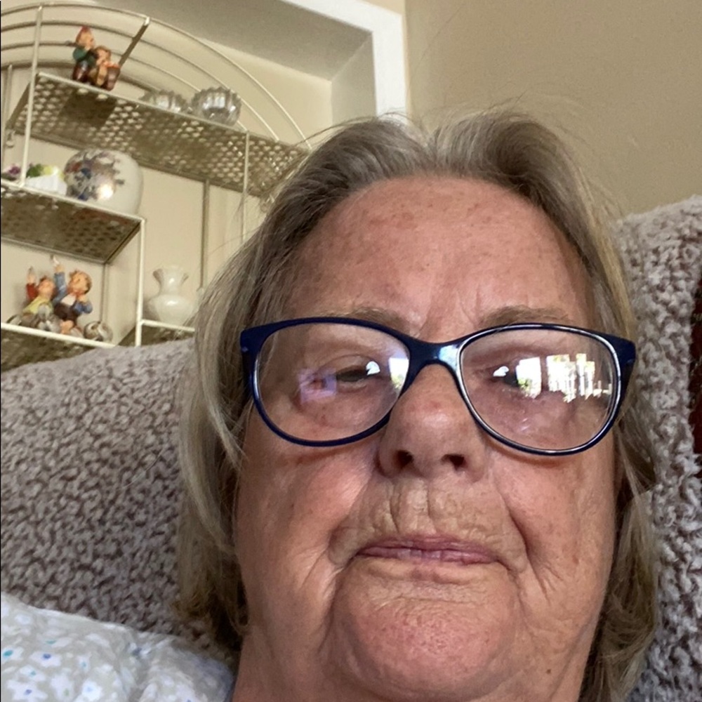 Meet your Posher, Joyce